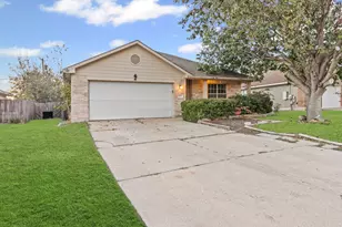 223 Warner Bend, Hutto, TX 78634 - Photo 2