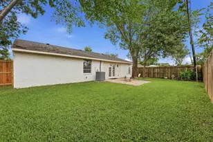 3714 Brookmeade Dr, Houston, TX 77045 - Photo 24