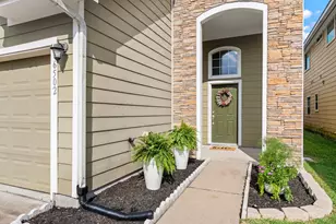 6502 Wilshire Lakes, Houston, TX 77040 - Photo 2