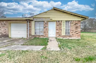 11617 Fleming Dr, Houston, TX 77013 - Photo 4