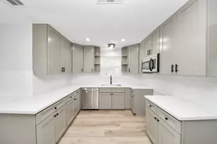 6015 McKnight St, Houston, TX 77035 - Photo 18