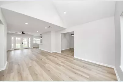 6015 McKnight Street, Houston, TX 77035 - Photo 24