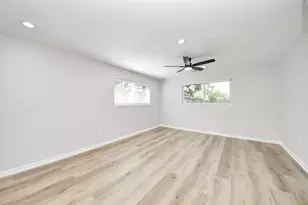 6015 McKnight St, Houston, TX 77035 - Photo 22