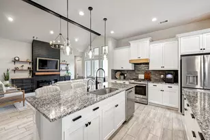 520 Maui Bnd Dr, Katy, TX 77493 - Photo 12