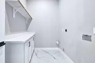 90 Burress St, Houston, TX 77022 - Photo 16