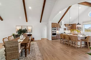 12010 Upper Meadows Ave, Mont Belvieu, TX 77535 - Photo 8