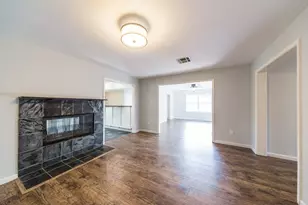 3627 Tartan Ln, Houston, TX 77025 - Photo 8