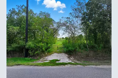 11715 County Road 48, Rosharon, TX 77583 - Photo 8