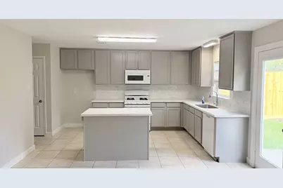 15618 Ashbournne Springs, Cypress, TX 77095 - Photo 12