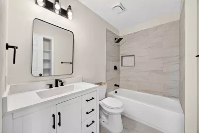 2426 Woodsdale Boulevard, Houston, TX 77038 - Photo 28