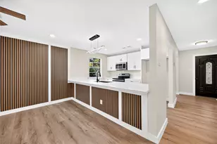 2426 Woodsdale Blvd, Houston, TX 77038 - Photo 12