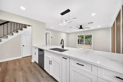 2426 Woodsdale Boulevard, Houston, TX 77038 - Photo 16