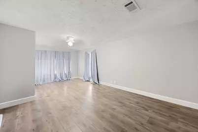 211 Arcadian Drive, Crosby, TX 77532 - Photo 2