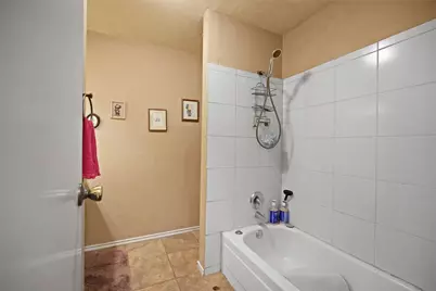 11020 Quinlan North Lake Drive, Conroe, TX 77303 - Photo 8