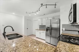 351 Fantasy Ln, Montgomery, TX 77356 - Photo 12