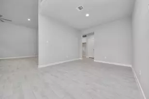 11735 Leafy Laurel Dr, Houston, TX 77066 - Photo 6