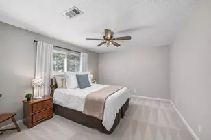 511 Anchorage Ln, Houston, TX 77079 - Photo 26