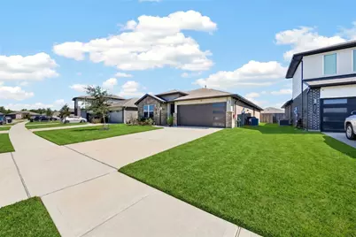 6903 Fleetwood Crescent Way, Richmond, TX 77407 - Photo 2
