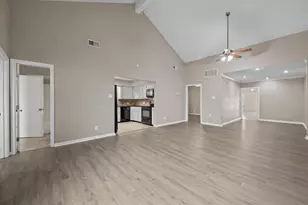 502 S Eagle St, Fredericksburg, TX 78624 - Photo 42