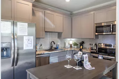502 S Eagle Street #202, Fredericksburg, TX 78624 - Photo 4