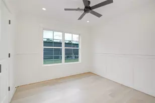 9822 Thorn St, Houston, TX 77078 - Photo 26