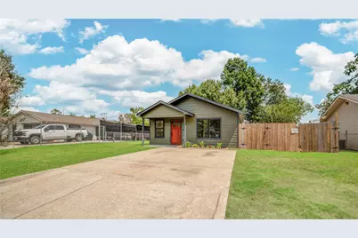 9822 Thorn Street, Houston, TX 77078 - Photo 2