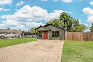 9822 Thorn St, Houston, TX 77078 - Photo 2