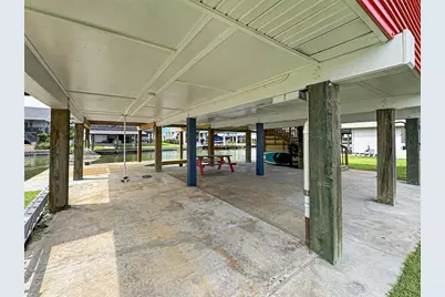 21804 Deaf P Smith Drive, Galveston, TX 77554 - Photo 20