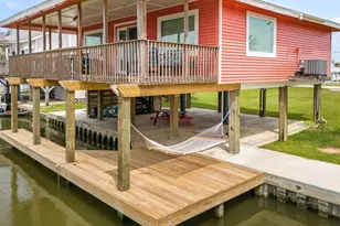 21804 Deaf P Smith Dr, Galveston, TX 77554 - Photo 24