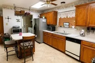 7565 Silver Star Rd, Sour Lake, TX 77659 - Photo 8