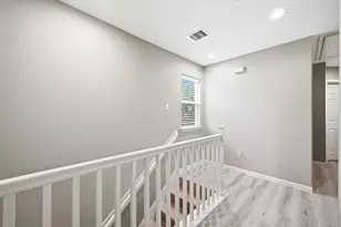 8206 Bassett St, Houston, TX 77051 - Photo 18