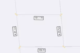 817 S Main St, Highlands, TX 77562 - Photo 14