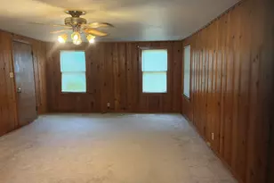 817 S Main St, Highlands, TX 77562 - Photo 8