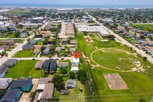 6728 Avenue Q, Galveston, TX 77551 - Photo 18