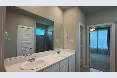 7215 Clearwater Cove Drive, Cypress, TX 77433 - Photo 22