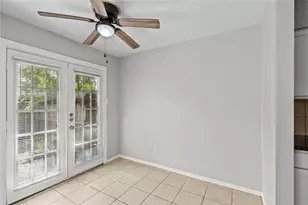 2202 16th Ave N, Texas City, TX 77590 - Photo 4