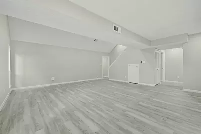 902 Essex Drive, Friendswood, TX 77546 - Photo 6