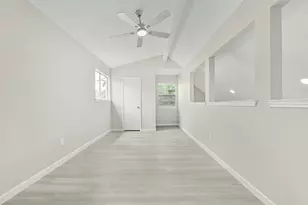 902 Essex Dr, Friendswood, TX 77546 - Photo 26