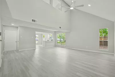 902 Essex Drive, Friendswood, TX 77546 - Photo 8