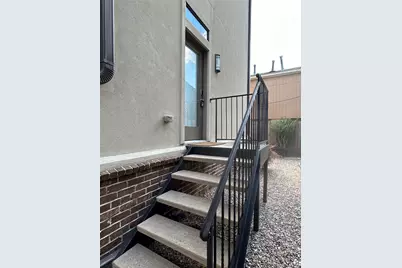 2609 Riverside Drive #C, Houston, TX 77004 - Photo 2