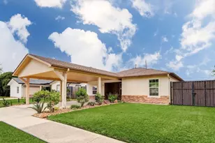 617 Burke Rd, Pasadena, TX 77506 - Photo 1
