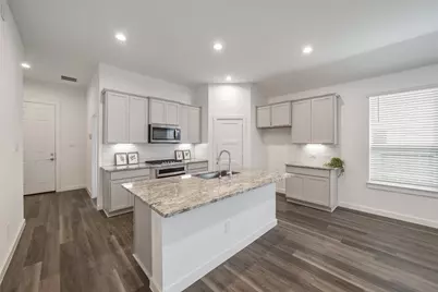 1613 Sunbend Lane, Katy, TX 77493 - Photo 8