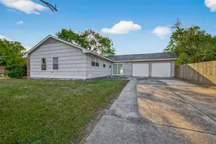 4202 Wuthering Heights Dr, Houston, TX 77045 - Photo 34