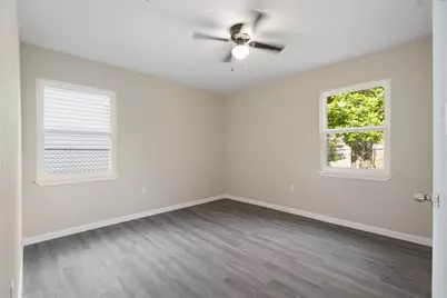 9409 Fairland Drive, Houston, TX 77051 - Photo 14