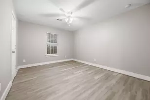 6710 Mcwilliams Dr, Houston, TX 77091 - Photo 14