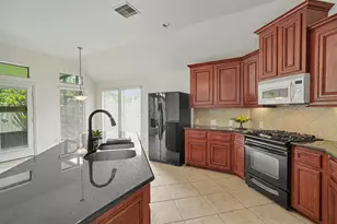 3124 Crystal Cascade Ln, League City, TX 77573 - Photo 16