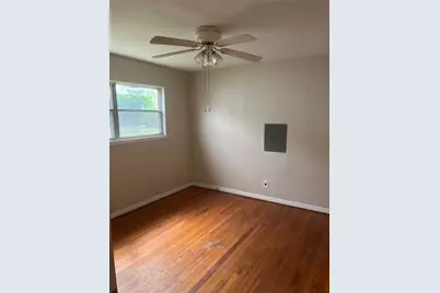 423 W Troy Road, Houston, TX 77091 - Photo 14