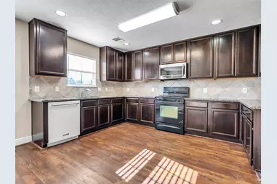 16327 Morgan Willow Lane, Cypress, TX 77429 - Photo 6