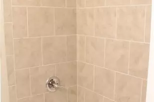 1604 Florida St, Baytown, TX 77520 - Photo 4