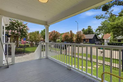 1144 Dorothy Street, Houston, TX 77008 - Photo 2